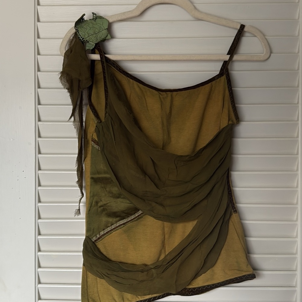 Olive green Hand dyed top